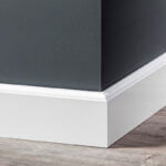 Eigentijdse-plint-RAL-9010-wit